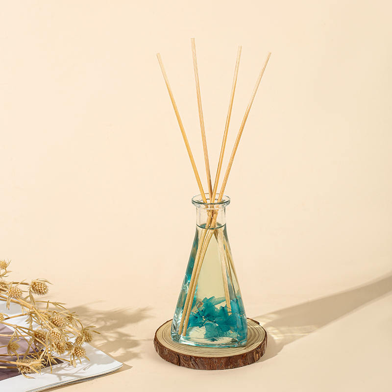 Vinetørket blomst trekantet flaske uten brann innendørs aromaterapi siv diffuser