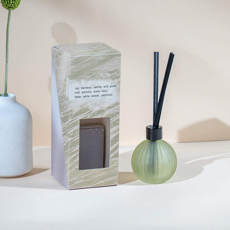 Liten glasspære med vertikale striper fordampende flaske siv diffuser-produsent av duft siv diffuser