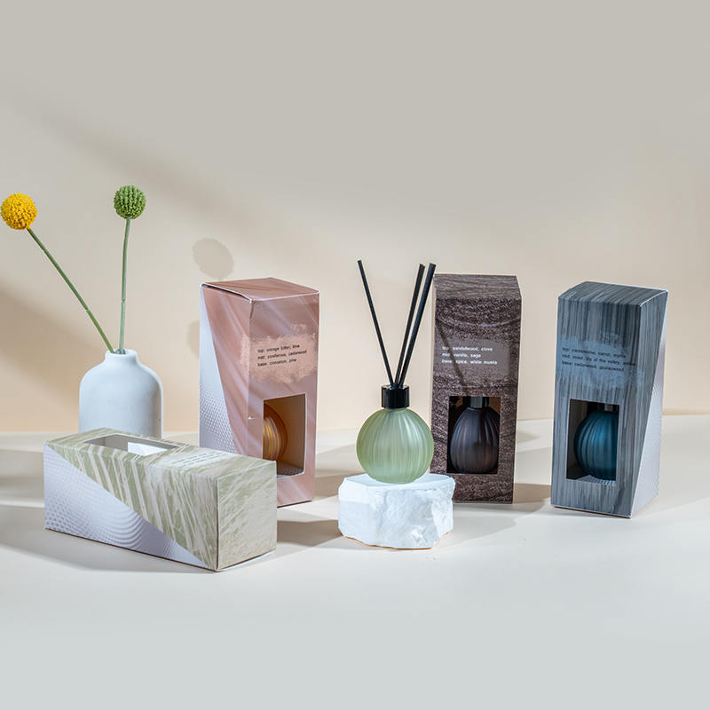 Liten glasspære med vertikale striper fordampende flaske siv diffuser-produsent av duft siv diffuser