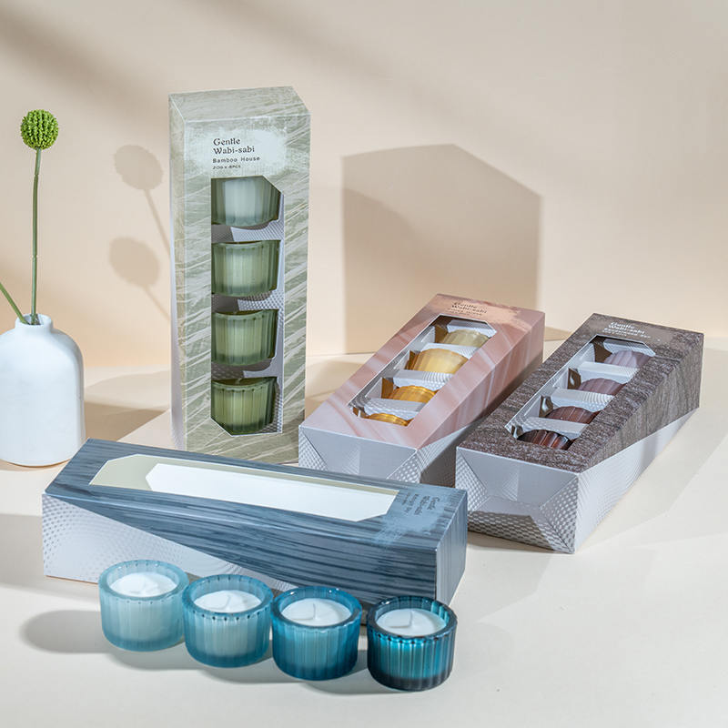 Sett med 4 vertikale stripete små dvergglass lyskopper