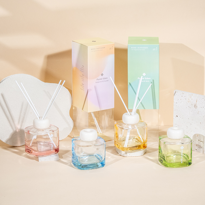 Firkantet parfymeflaske i klart glass siv diffuser-aroma diffuser fabrikk