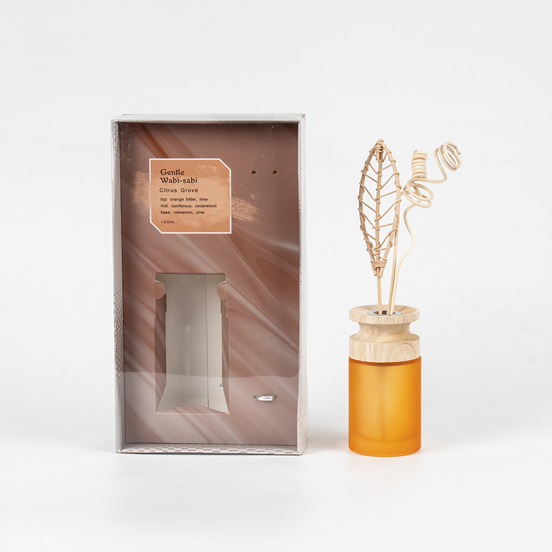 Høy sylindrisk glassflaske av premium sivdiffusor med leverandør av trepinnearoma